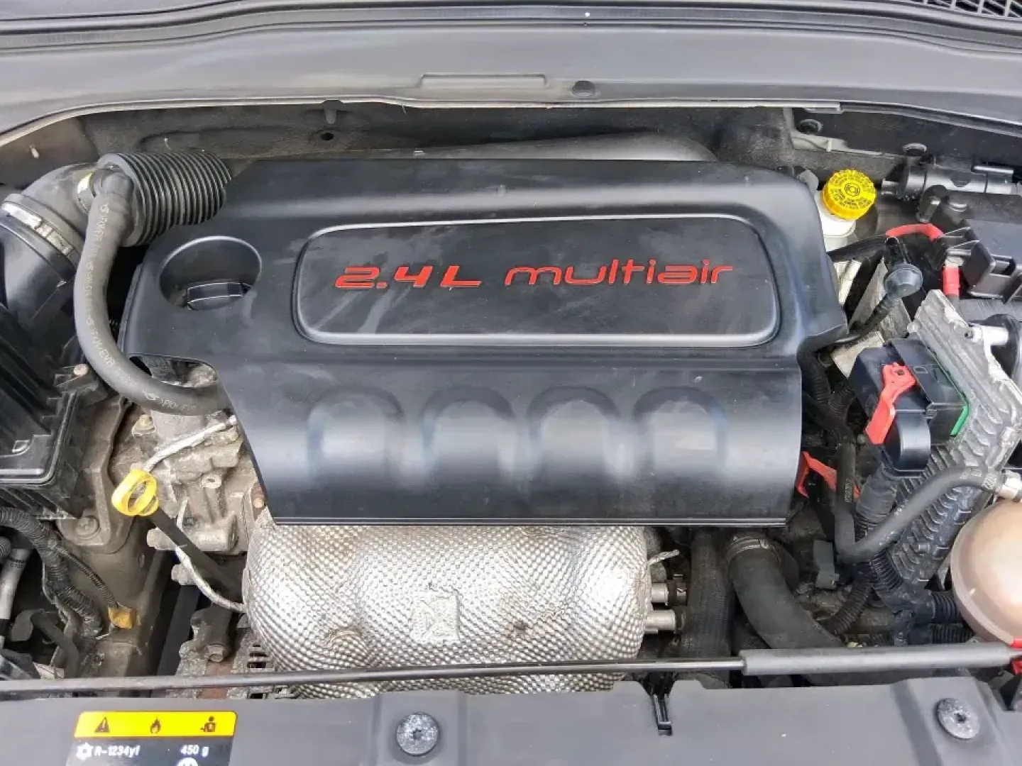2017 Jeep Renegade Altitude 4x4 (ZACCJBBBXHP) with an 2.4L L4 DOHC 16V engine, 6M transmission, located at 4508 South Dixie Dr, Moraine, OH, 45439, (937) 908-9800, 39.689976, -84.218452 - Picture your next Ohio weekend: loading up the gear for a quick getaway to Carillon Historical Park, meeting friends near The Greene for dinner, or taking the scenic back roads out toward Caesar Creek-without worrying about the weather. This 2017 Jeep Renegade Altitude 4x4 is built for real-life ver - Photo#11