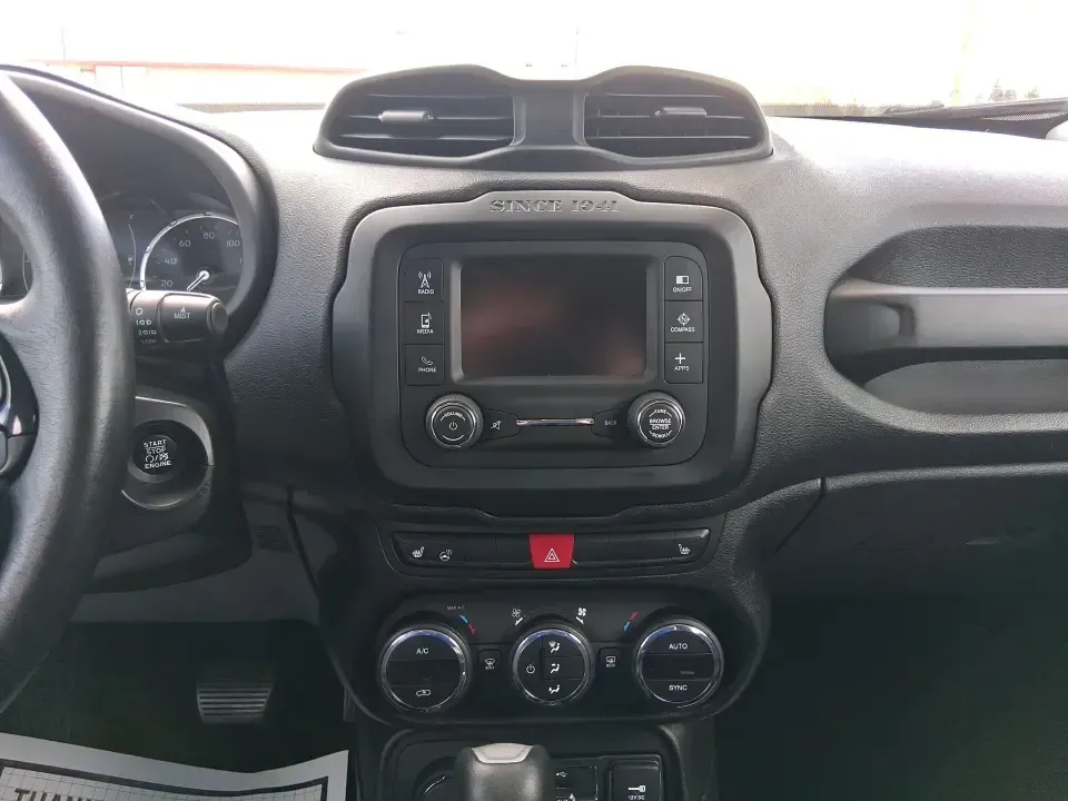 2017 Jeep Renegade Altitude 4x4 (ZACCJBBBXHP) with an 2.4L L4 DOHC 16V engine, 6M transmission, located at 4508 South Dixie Dr, Moraine, OH, 45439, (937) 908-9800, 39.689976, -84.218452 - Picture your next Ohio weekend: loading up the gear for a quick getaway to Carillon Historical Park, meeting friends near The Greene for dinner, or taking the scenic back roads out toward Caesar Creek-without worrying about the weather. This 2017 Jeep Renegade Altitude 4x4 is built for real-life ver - Photo#12