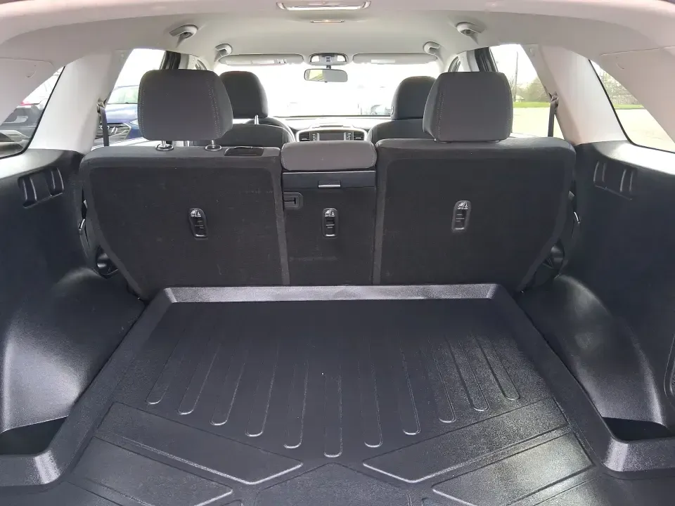 2018 Kia Sorento 2.4L LX (5XYPG4A33JG) with an 2.4L I-4 gasoline direct injection engine, 6A transmission, located at 1184 Kauffman Ave, Fairborn, OH, 45324, (937) 908-9800, 39.807072, -84.030914 - Need one SUV that can handle school drop-offs in the morning, a long commute down I675 in the afternoon, and a weekend road trip to the National Museum of the U.S. Air Force without feeling cramped? This 2018 Kia Sorento LX is built for real-life schedules-comfortable, practical, and ready for every - Photo#12