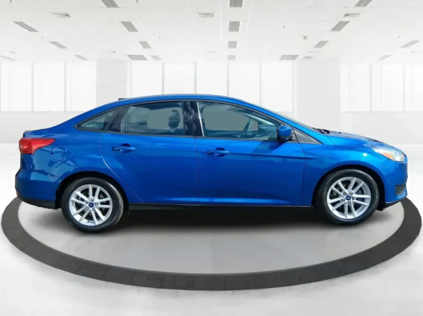 2018 Ford Focus SE (1FADP3FE4JL) with an 1.0L L3 engine, Automatic transmission, located at 1951 S Dayton Lakeview Rd., New Carlisle, OH, 45344, (937) 908-9800, 39.890999, -84.050255 - Need a dependable commuter that's easy to park downtown, comfortable on I70, and efficient enough for everyday errands from Meijer runs to school drop-offs? This 2018 Ford Focus SE sedan is a smart, budget-friendly choice for life in and around New Carlisle, offering modern tech, confidence-inspirin - Photo#1
