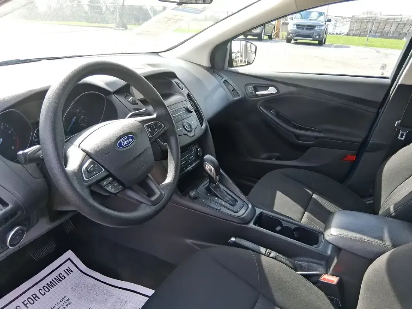 2018 Ford Focus SE (1FADP3FE4JL) with an 1.0L L3 engine, Automatic transmission, located at 1951 S Dayton Lakeview Rd., New Carlisle, OH, 45344, (937) 908-9800, 39.890999, -84.050255 - Need a dependable commuter that's easy to park downtown, comfortable on I70, and efficient enough for everyday errands from Meijer runs to school drop-offs? This 2018 Ford Focus SE sedan is a smart, budget-friendly choice for life in and around New Carlisle, offering modern tech, confidence-inspirin - Photo#9