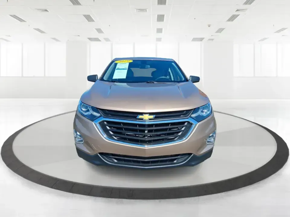 2019 Chevrolet Equinox LS 2WD (2GNAXHEV3K6) with an 1.5L L4 DIR DOHC 16V TURBO engine, 6A transmission, located at 4508 South Dixie Dr, Moraine, OH, 45439, (937) 908-9800, 39.689976, -84.218452 - Need a smart, comfortable SUV for the daily commute down South Dixie Drive, school drop-offs, and weekend runs to Cox Arboretum or Carillon Historical Park? This 2019 Chevrolet Equinox LS is built for real-life Ohio driving-roomy enough for growing families, efficient for long commutes toward Downto - Photo#7