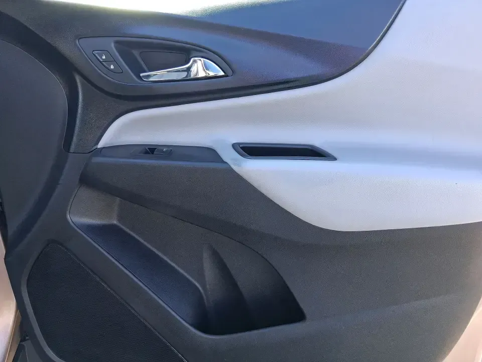 2019 Chevrolet Equinox LS 2WD (2GNAXHEV3K6) with an 1.5L L4 DIR DOHC 16V TURBO engine, 6A transmission, located at 4508 South Dixie Dr, Moraine, OH, 45439, (937) 908-9800, 39.689976, -84.218452 - Need a smart, comfortable SUV for the daily commute down South Dixie Drive, school drop-offs, and weekend runs to Cox Arboretum or Carillon Historical Park? This 2019 Chevrolet Equinox LS is built for real-life Ohio driving-roomy enough for growing families, efficient for long commutes toward Downto - Photo#19