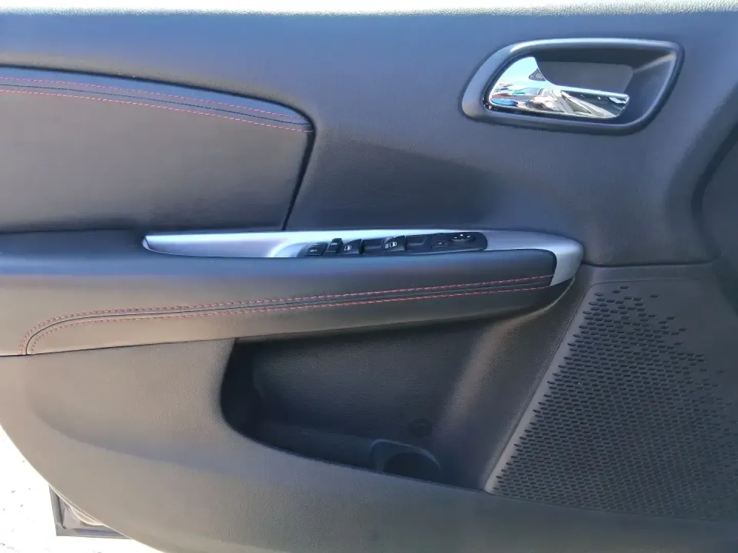 2018 Dodge Journey GT (3C4PDCEGXJT) with an Pentastar 3.6L V-6 DOHC engine, 6A transmission, located at 1951 S Dayton Lakeview Rd., New Carlisle, OH, 45344, (937) 908-9800, 39.890999, -84.050255 - Load up the family, point the hood toward I70, and make every errand or weekend getaway feel easier in this 2018 Dodge Journey GT-an SUV built for real life in and around New Carlisle. Whether you're juggling school drop-offs, commuting toward Dayton, or planning a road trip to Buck Creek State Park - Photo#18