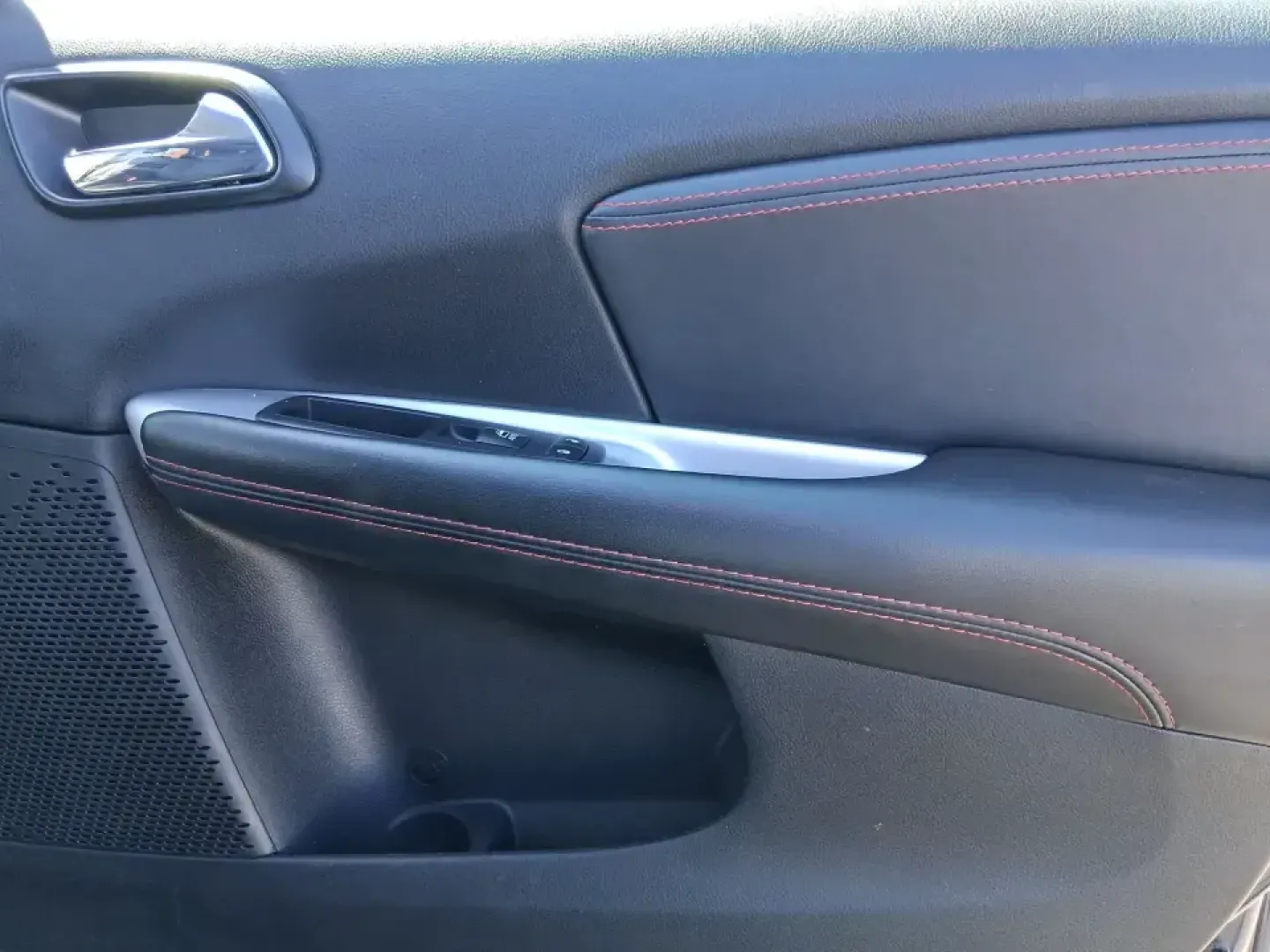 2018 Dodge Journey GT (3C4PDCEGXJT) with an Pentastar 3.6L V-6 DOHC engine, 6A transmission, located at 1951 S Dayton Lakeview Rd., New Carlisle, OH, 45344, (937) 908-9800, 39.890999, -84.050255 - Load up the family, point the hood toward I70, and make every errand or weekend getaway feel easier in this 2018 Dodge Journey GT-an SUV built for real life in and around New Carlisle. Whether you're juggling school drop-offs, commuting toward Dayton, or planning a road trip to Buck Creek State Park - Photo#19