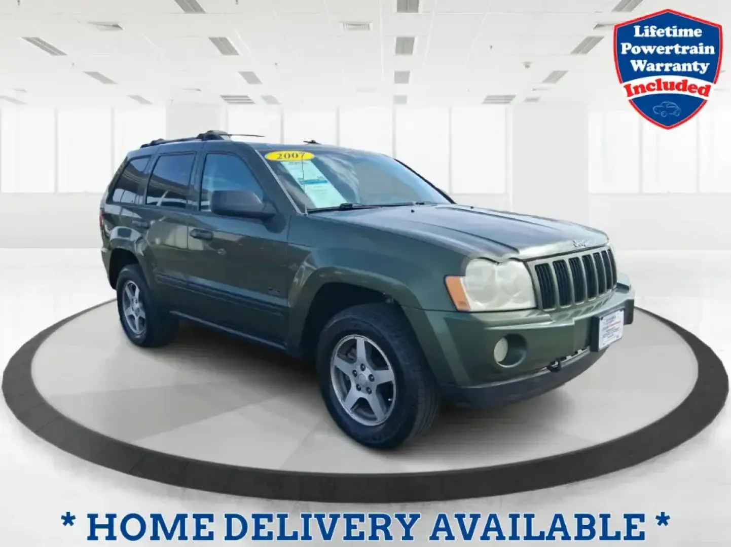 2007 Jeep Grand Cherokee Laredo (1J8GR48K47C) with an 3.7L V6 SOHC 12V engine, 5-Speed Automatic Overdrive transmission, located at 1951 S Dayton Lakeview Rd., New Carlisle, OH, 45344, (937) 908-9800, 39.890999, -84.050255 - Weekend getaways to the trails, winter commutes on slick Ohio roads, and family errands across town all get easier when you're in a capable SUV with true 4WD confidence. This **2007 Jeep Grand Cherokee Laredo** is built for drivers who want classic Jeep utility without giving up everyday comfort-ide- Photo#0