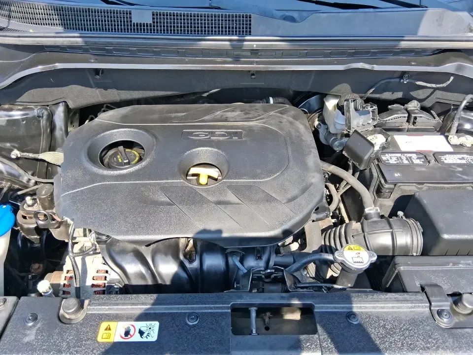 2015 Kia Soul + (KNDJP3A56F7) with an 2L I-4 gasoline direct injection engine, 6-Speed Automatic transmission, located at 1184 Kauffman Ave, Fairborn, OH, 45324, (937) 908-9800, 39.807072, -84.030914 - Looking for a reliable, easy-to-park hatchback that fits real life in Vandalia-daily commutes down I75, quick grocery runs near National Rd, and spontaneous weekend trips to the National Museum of the U.S. Air Force? This 2015 Kia Soul + is built for drivers who want versatility, comfort, and smart - Photo#11