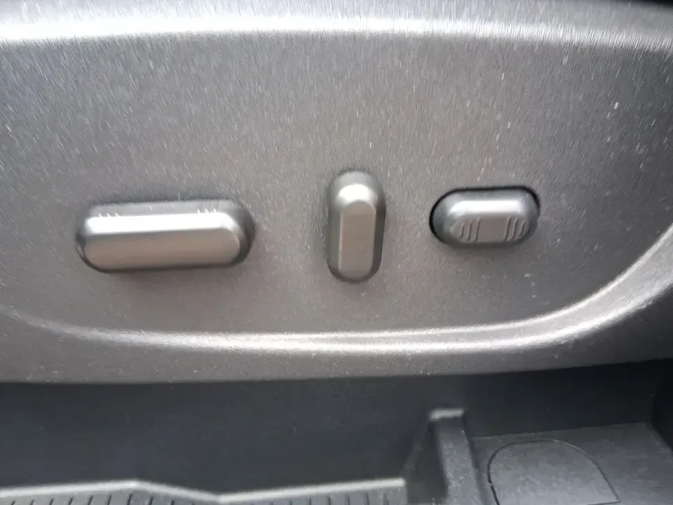 2018 Ford Escape Titanium (1FMCU9J94JU) with an EcoBoost 2L I-4 gasoline direct injection engine, 6A transmission, located at 4508 South Dixie Dr, Moraine, OH, 45439, (937) 908-9800, 39.689976, -84.218452 - Pack up the kids, load the groceries, or point the hood toward a weekend getaway-this 2018 Ford Escape Titanium is the kind of compact SUV that fits real life in Moraine. With confident capability for Ohio weather and a comfortable, tech-forward cabin, it's ideal for long commutes down I-75, quick e - Photo#18