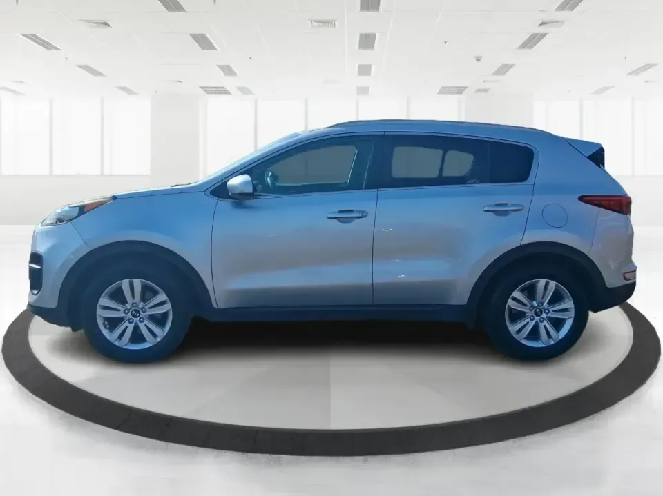2017 Kia Sportage LX FWD (KNDPM3AC7H7) with an 2.4L V6 DOHC 24V engine, 6A transmission, located at 4508 South Dixie Dr, Moraine, OH, 45439, (937) 908-9800, 39.689976, -84.218452 - Need one vehicle that fits real life in Moraine-school drop-offs, the daily commute up and down South Dixie Dr, and spontaneous weekend runs to Carillon Historical Park or Riverscape MetroPark? This **2017 Kia Sportage LX FWD** is a practical crossover built for busy schedules and budget-conscious b- Photo#5