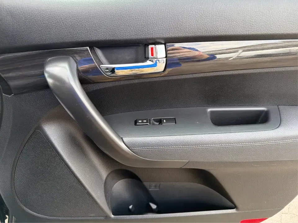 2012 Kia Sorento LX (5XYKT3A68CG) with an 2.4L I-4 gasoline direct injection engine, 6-Speed Automatic transmission, located at 1230 East Main St, Xenia, OH, 45385, (937) 908-9800, 39.688026, -83.910172 - Weekend getaways to John Bryan State Park, daily school drop-offs around Xenia, or an easy commute toward Beavercreek and Dayton-this Ebony Black 2012 Kia Sorento LX is the kind of SUV that fits real life. With practical space, confident road manners, and comfort features you'll appreciate on longer - Photo#18