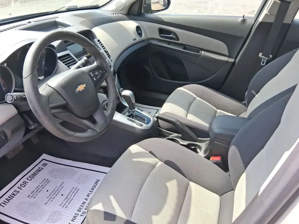 2013 Chevrolet Cruze LS Auto (1G1PA5SH4D7) with an ECOTEC 1.8L I-4 DOHC engine, 6-Speed Automatic transmission, located at 1184 Kauffman Ave, Fairborn, OH, 45324, (937) 908-9800, 39.807072, -84.030914 - Make your weekdays easier and your weekends more spontaneous with a sedan that's built for real life in Fairborn-whether you're commuting to Wright-Patterson AFB, running errands between Beavercreek and Huber Heights, or planning a quick road trip down I-675. This **2013 Chevrolet Cruze LS Auto** de - Photo#8
