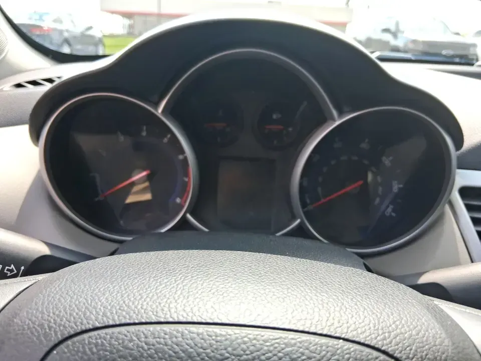 2013 Chevrolet Cruze LS Auto (1G1PA5SH4D7) with an ECOTEC 1.8L I-4 DOHC engine, 6-Speed Automatic transmission, located at 1184 Kauffman Ave, Fairborn, OH, 45324, (937) 908-9800, 39.807072, -84.030914 - Make your weekdays easier and your weekends more spontaneous with a sedan that's built for real life in Fairborn-whether you're commuting to Wright-Patterson AFB, running errands between Beavercreek and Huber Heights, or planning a quick road trip down I-675. This **2013 Chevrolet Cruze LS Auto** de - Photo#14