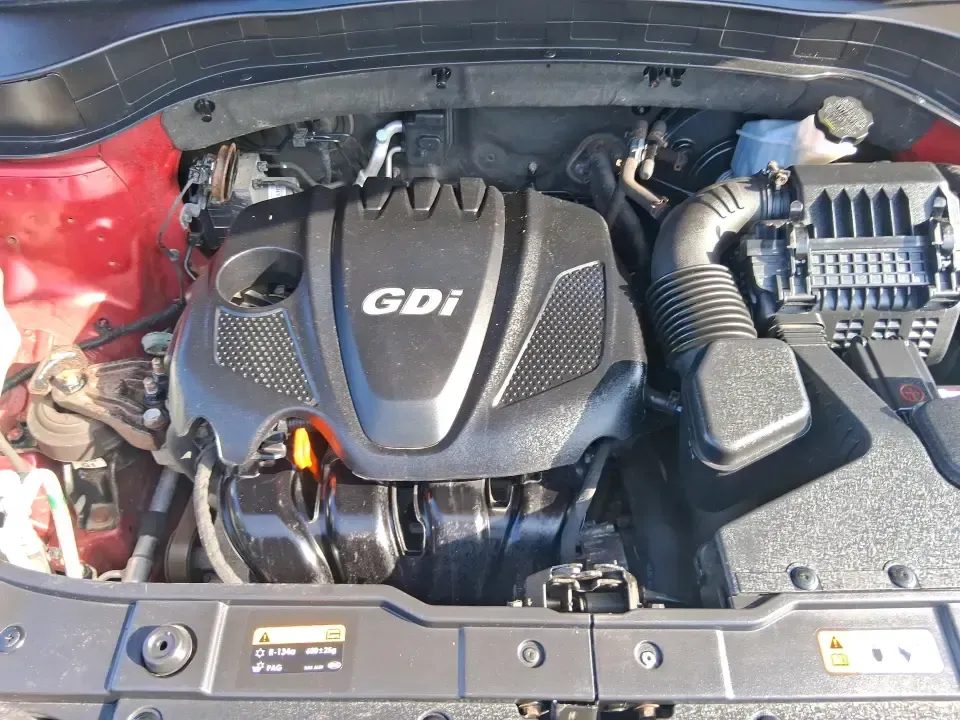 2014 Kia Sorento LX (5XYKTCA65EG) with an 2.4L I-4 gasoline direct injection engine, 6-Speed Automatic transmission, located at 1230 East Main St, Xenia, OH, 45385, (937) 908-9800, 39.688026, -83.910172 - Need one SUV that can handle Ohio winters, school drop-offs, and spontaneous weekend getaways to Indian Lake or a day trip to Dayton? This 2014 Kia Sorento LX in eye-catching Remington Red Metallic is a practical, confidence-building choice for busy families, commuters, and adventure-minded drivers - Photo#11