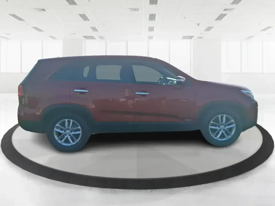 2014 Kia Sorento LX AWD (5XYKTCA65EG) with an 2.4L L4 DOHC 16V engine, 6-Speed Automatic transmission, located at 8750 N County Rd 25A, Piqua, OH, 45356, (937) 908-9800, 40.164391, -84.232513 - Need an SUV that can handle Ohio's changing seasons, school drop-offs, and weekend getaways without feeling like a chore? This **2014 Kia Sorento LX AWD** is built for real-life driving in and around **Piqua, OH**-from rainy commutes on **US-36** to snowy mornings near **I-75**, and family trips out- Photo#1