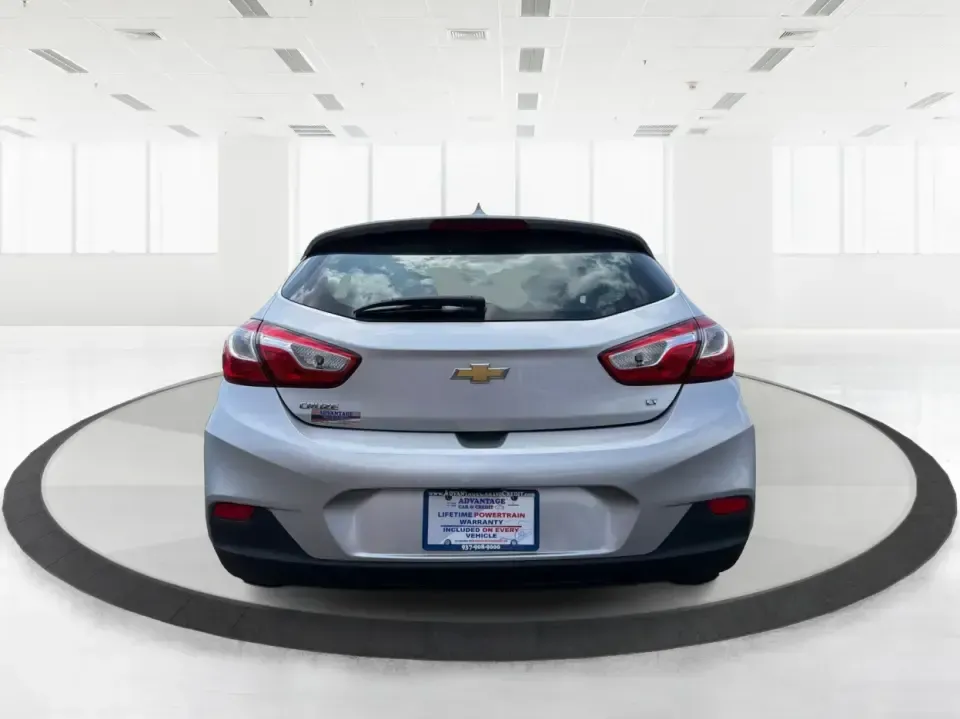 2018 Chevrolet Cruze LT Auto (3G1BE6SM8JS) with an 1.4L I-4 gasoline direct injection engine, 6A transmission, located at 880 E. National Road, Vandalia, OH, 45377, (937) 908-9800, 39.891918, -84.183594 - Pack the car, cue up your favorite playlist, and head out for a weekend getaway-this 2018 Chevrolet Cruze LT Auto Hatchback is the kind of practical, fuel-sipping daily driver that also shines for road trips, errands, and campus or work commutes around Vandalia. With its easy-to-park hatchback versa - Photo#3