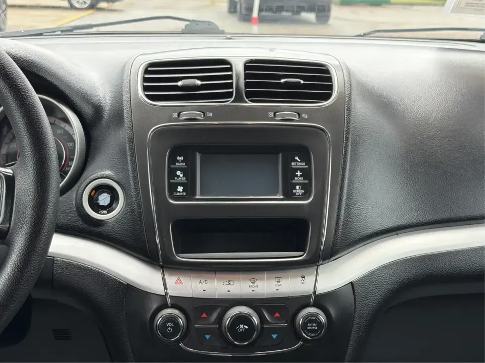 2019 Dodge Journey SE (3C4PDCAB7KT) with an 2.4L L4 DOHC 16V engine, 4A transmission, located at 1230 East Main St, Xenia, OH, 45385, (937) 908-9800, 39.688026, -83.910172 - Need one SUV that can handle the weekday school run, a long I675 commute, and a last-minute road trip to Caesar Creek? This 2019 Dodge Journey SE is built for real-life schedules in Xenia-offering three-row seating for up to 7 passengers, flexible cargo space, and the kind of comfort features that m - Photo#13