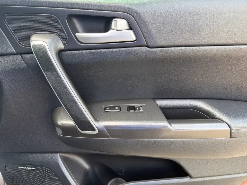 2017 Kia Sportage EX (KNDPN3AC6H7) with an Theta II 2.4L I-4 gasoline direct injection engine, 6A transmission, located at 1951 S Dayton Lakeview Rd., New Carlisle, OH, 45344, (937) 908-9800, 39.890999, -84.050255 - Picture your next weekend: loading up groceries for the week, cruising I70 toward Dayton for dinner plans, or packing the cargo area for a road trip to Huber Heights, Springfield, or a quick getaway near the Great Miami River. This 2017 Kia Sportage EX in Mineral Silver is the kind of practical, com - Photo#19