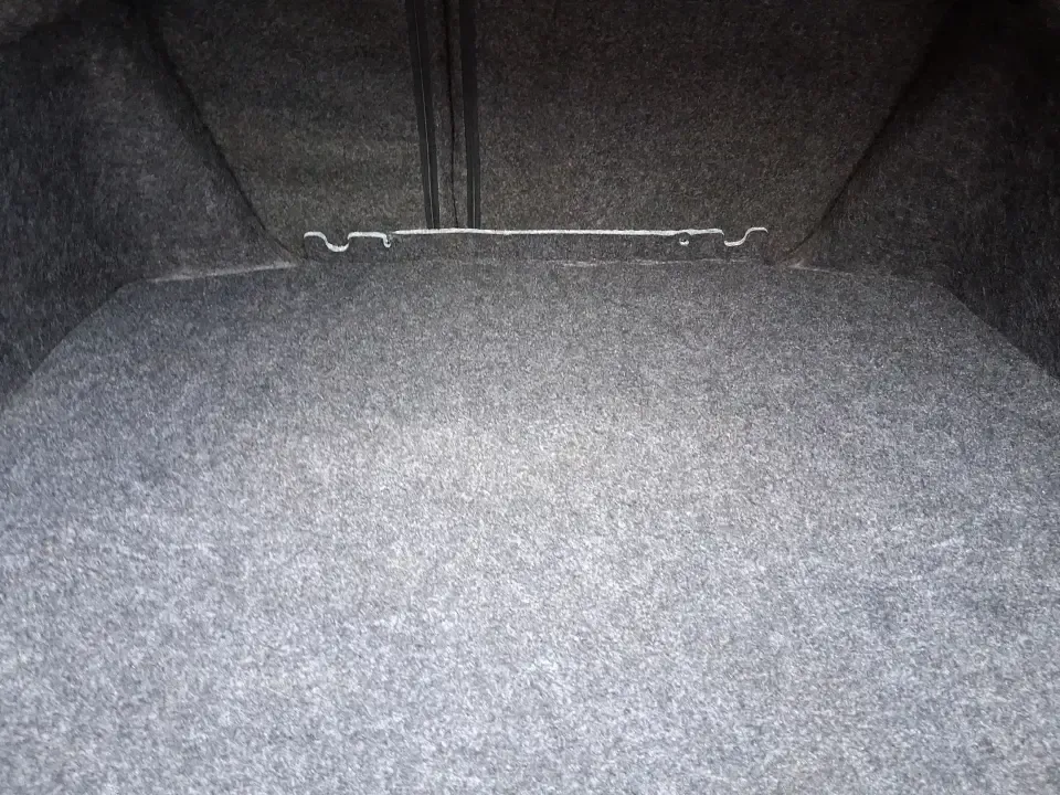 2018 Nissan Altima 2.5 SV (1N4AL3AP0JC) with an 2.5L I-4 DOHC engine, CVT transmission, located at 8750 N County Rd 25A, Piqua, OH, 45356, (937) 908-9800, 40.164391, -84.232513 - Make every mile easier-whether you're tackling a long commute down I75, running kids to practice after school, or planning a weekend day trip to the Miami County Fairgrounds. This 2018 Nissan Altima 2.5 SV in Gun Metallic is the kind of comfortable, efficient sedan that fits real-life schedules in P - Photo#12