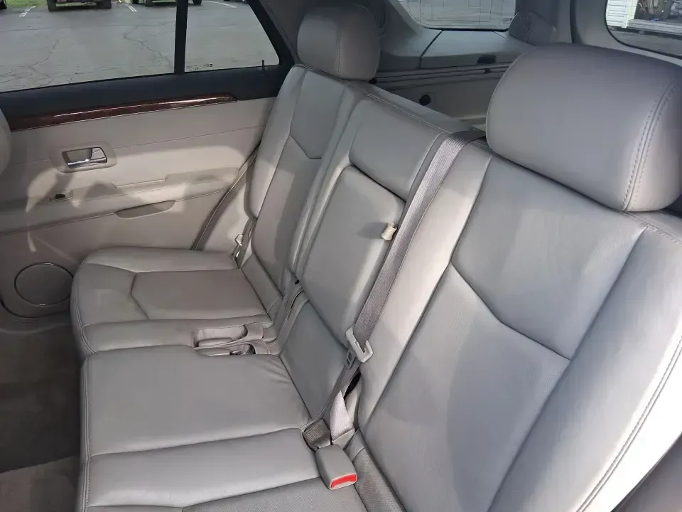 2007 Cadillac SRX V6 (1GYEE637370) with an 3.6L V-6 DOHC engine, 5-Speed Automatic Overdrive transmission, located at 8750 N County Rd 25A, Piqua, OH, 45356, (937) 908-9800, 40.164391, -84.232513 - Make your daily commute up I75 feel first-class, turn school drop-offs into a comfortable routine, and still have an SUV ready for weekend runs to Indian Lake or a quick getaway to downtown Troy. This 2007 Cadillac SRX V6 delivers the kind of upscale ride and practical versatility that fits real lif - Photo#10