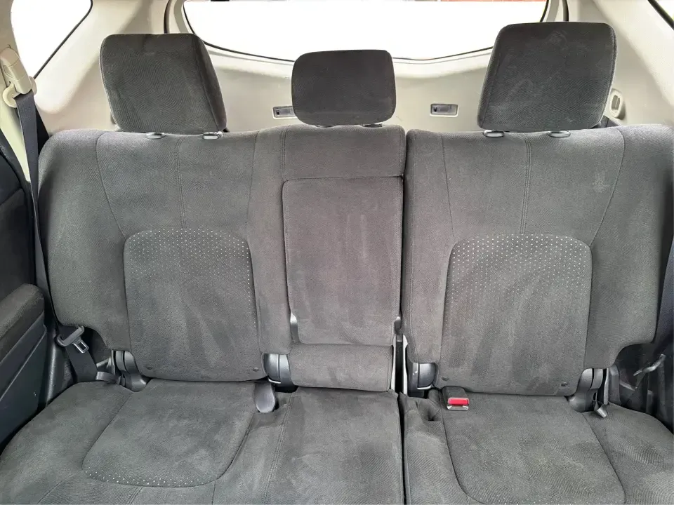 2013 Nissan Murano S (JN8AZ1MW8DW) with an 3.5L V-6 DOHC engine, Continuously Variable Transmission transmission, located at 1230 East Main St, Xenia, OH, 45385, (937) 908-9800, 39.688026, -83.910172 - Picture your next Ohio weekend: loading up the family for a day at Caesar Creek State Park, cruising out to the Greene County Fair, or tackling a long commute between Xenia, Beavercreek, and Dayton with confident comfort. This 2013 Nissan Murano S is the kind of midsize SUV that fits real life-roomy - Photo#14