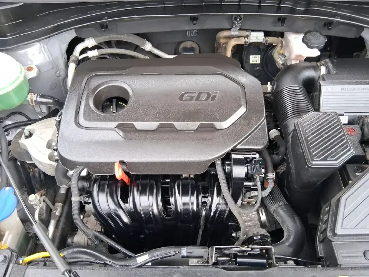 2018 Kia Sportage LX (KNDPM3AC0J7) with an Theta II 2.4L I-4 gasoline direct injection engine, 6A transmission, located at 1099 N County Rd 25A , Troy, OH, 45373, (937) 908-9800, 40.057079, -84.212883 - Weekend road trips to the Miami County Fair, daily commutes down I75, or quick errands between Downtown Troy and the shops near West Main Street-this 2018 Kia Sportage LX is the kind of compact SUV that fits real life. With its versatile crossover layout, confident road manners, and smart cargo spac - Photo#11