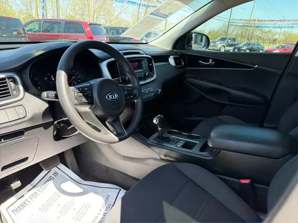 2017 Kia Sorento 2.4L L (5XYPG4A33HG) with an 2.4L I-4 gasoline direct injection engine, 6A transmission, located at 1184 Kauffman Ave, Fairborn, OH, 45324, (937) 908-9800, 39.807072, -84.030914 - Make every day easier-school drop-offs, long commutes to Wright-Patterson AFB, and weekend getaways to John Bryan State Park all feel more comfortable in an SUV that's built for real life. This **2017 Kia Sorento 2.4L L** in **Ebony Black** is a smart fit for growing families, busy professionals, an - Photo#9