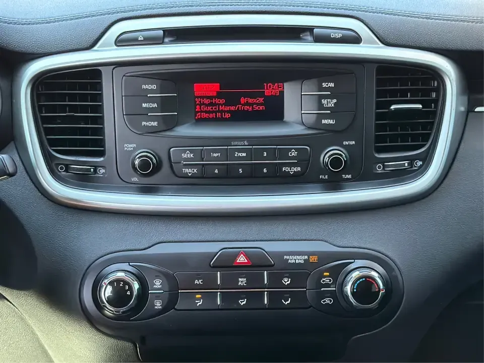 2017 Kia Sorento 2.4L L (5XYPG4A33HG) with an 2.4L I-4 gasoline direct injection engine, 6A transmission, located at 1184 Kauffman Ave, Fairborn, OH, 45324, (937) 908-9800, 39.807072, -84.030914 - Make every day easier-school drop-offs, long commutes to Wright-Patterson AFB, and weekend getaways to John Bryan State Park all feel more comfortable in an SUV that's built for real life. This **2017 Kia Sorento 2.4L L** in **Ebony Black** is a smart fit for growing families, busy professionals, an - Photo#13