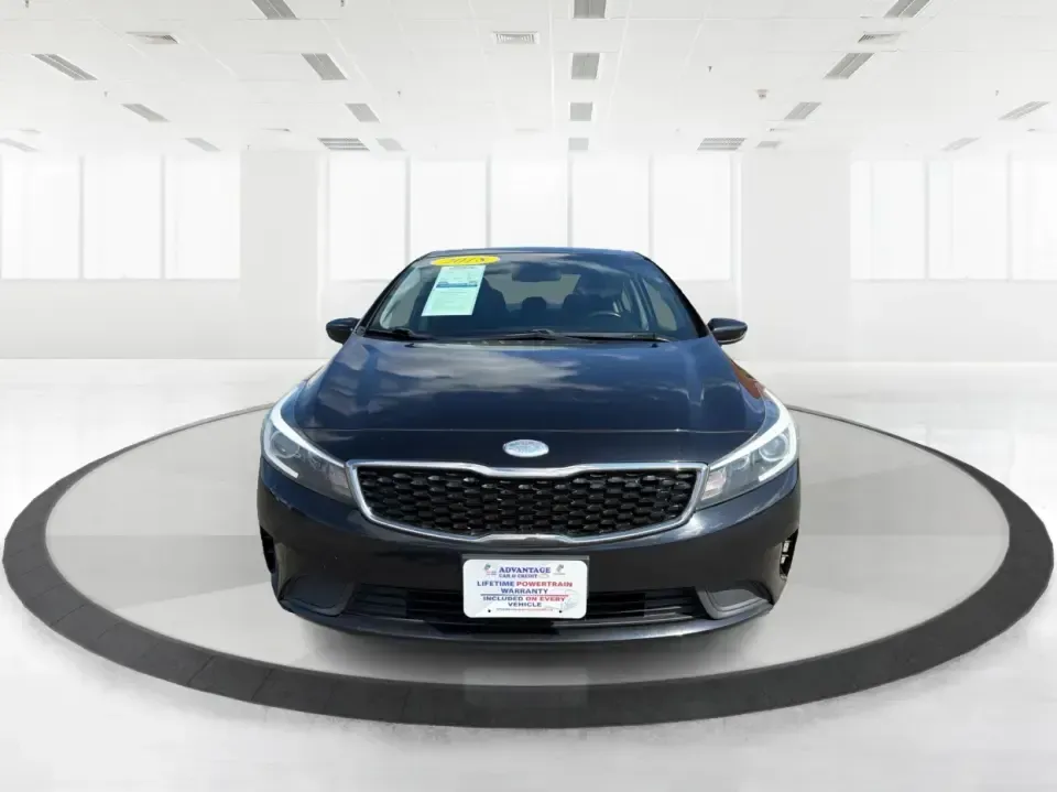 2018 Kia Forte LX (3KPFK4A79JE) with an 2L I-4 DOHC engine, 6M transmission, located at 1230 East Main St, Xenia, OH, 45385, (937) 908-9800, 39.688026, -83.910172 - Need a dependable commuter that's easy to park downtown, comfortable for I-75 and SR-725 traffic, and still stylish enough for dinner in the Dayton area? This 2018 Kia Forte LX in Aurora Black is a smart, budget-friendly sedan that fits real life in Moraine, OH-whether you're stacking miles for work - Photo#7