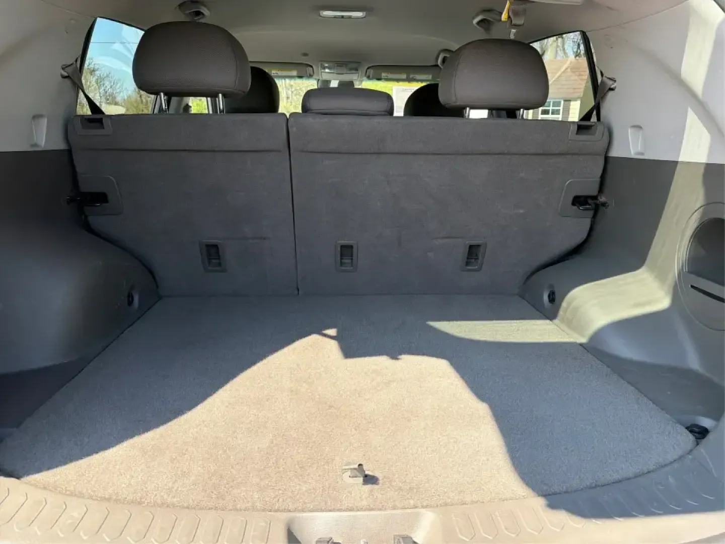 2014 Kia Sportage LX (KNDPBCAC6E7) with an 2.4L V6 DOHC 24V engine, 6-Speed Automatic transmission, located at 1230 East Main St, Xenia, OH, 45385, (937) 908-9800, 39.688026, -83.910172 - **Adventure Awaits: 2014 Kia Sportage LX Ready for Your Next Journey!**<br /> <br /> Are you in search of a reliable vehicle that combines style, comfort, and versatility? Look no further than this 2014 Kia Sportage LX, perfect for weekend getaways, family road trips, or daily commutes. This crossov- Photo#12