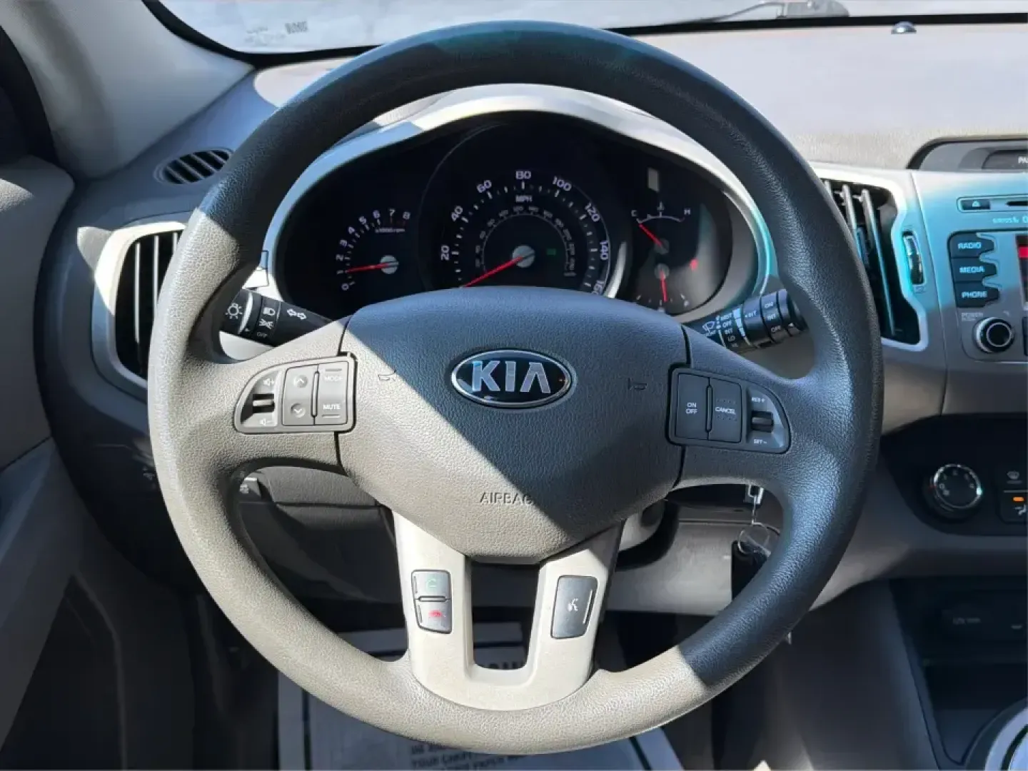 2014 Kia Sportage LX (KNDPBCAC6E7) with an 2.4L V6 DOHC 24V engine, 6-Speed Automatic transmission, located at 1230 East Main St, Xenia, OH, 45385, (937) 908-9800, 39.688026, -83.910172 - **Adventure Awaits: 2014 Kia Sportage LX Ready for Your Next Journey!**<br /> <br /> Are you in search of a reliable vehicle that combines style, comfort, and versatility? Look no further than this 2014 Kia Sportage LX, perfect for weekend getaways, family road trips, or daily commutes. This crossov- Photo#16
