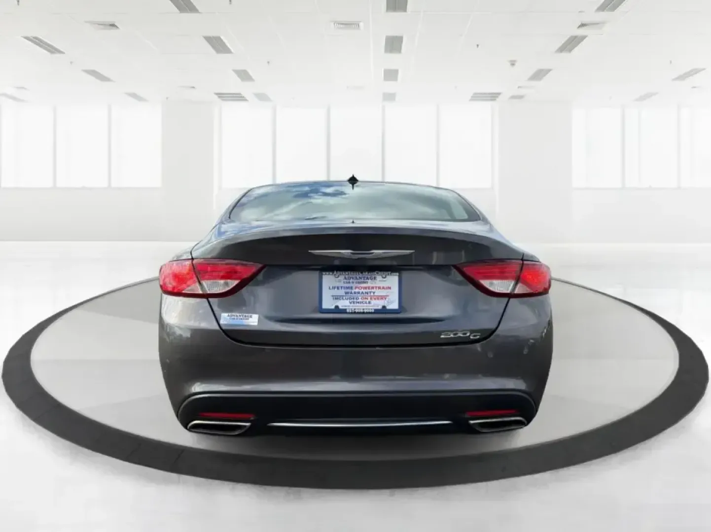 2015 Chrysler 200 C (1C3CCCCG7FN) with an 3.6L V6 DOHC 24V FFV engine, 9-Speed Automatic transmission, located at 880 E. National Road, Vandalia, OH, 45377, (937) 908-9800, 39.891918, -84.183594 - Set up for real life in the Miami Valley-school drop-offs, a long commute down I75, and comfortable weekend getaways-this 2015 Chrysler 200 C is the kind of midsize sedan that fits a busy schedule without feeling basic. With its smooth ride, strong V6 power, and upscale comfort features, it's a smar - Photo#3