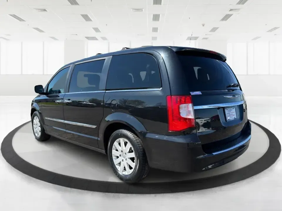 2016 Chrysler Town and Country Touring (2C4RC1BG5GR) with an Pentastar 3.6L V-6 DOHC engine, 6A transmission, located at 8750 N County Rd 25A, Piqua, OH, 45356, (937) 908-9800, 40.164391, -84.232513 - Load up the kids, the cooler, and the weekend plans-this 2016 Chrysler Town and Country Touring is the kind of family-first van that makes school drop-offs, long commutes, and road trips feel effortless. With its roomy passenger-van layout, versatile seating, and comfort features that keep everyon - Photo#4