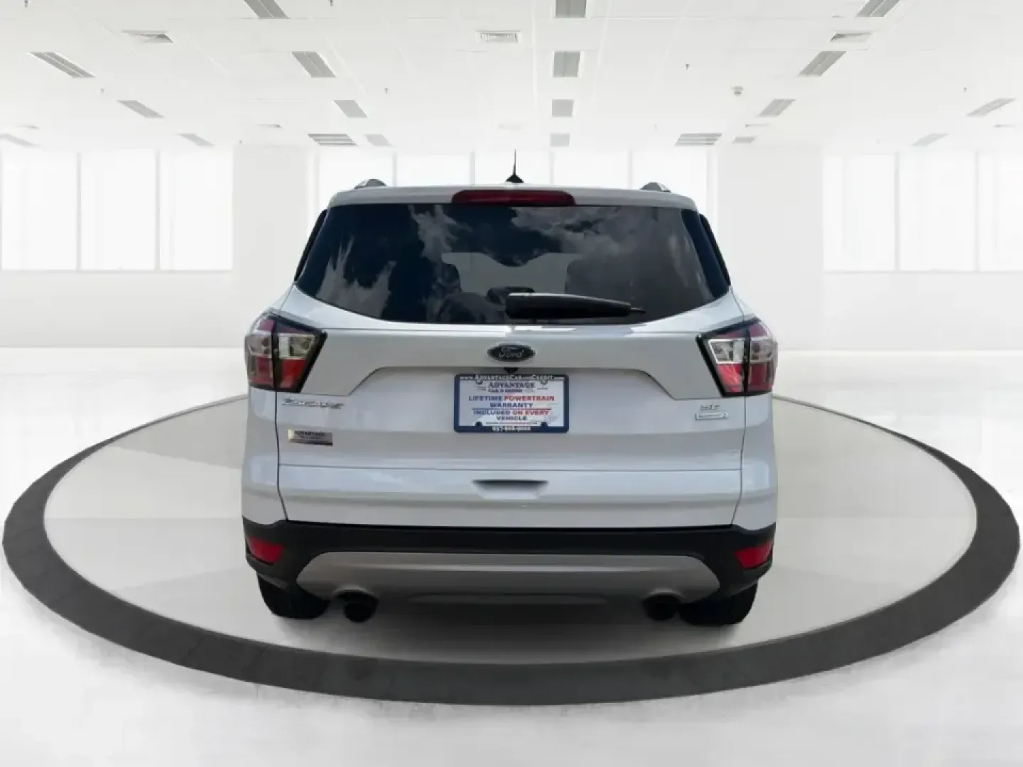 2018 Ford Escape SE (1FMCU0GD2JU) with an 1.5L L4 DOHC 16V engine, 6A transmission, located at 1951 S Dayton Lakeview Rd., New Carlisle, OH, 45344, (937) 908-9800, 39.890999, -84.050255 - Picture your next easy-to-live-with SUV: something that handles weekday commutes down I70, last-minute grocery runs near Brandt Pike, and weekend getaways to Buck Creek State Park without draining your budget. This 2018 Ford Escape SE is built for real life in Clark County-comfortable, efficient, an- Photo#3