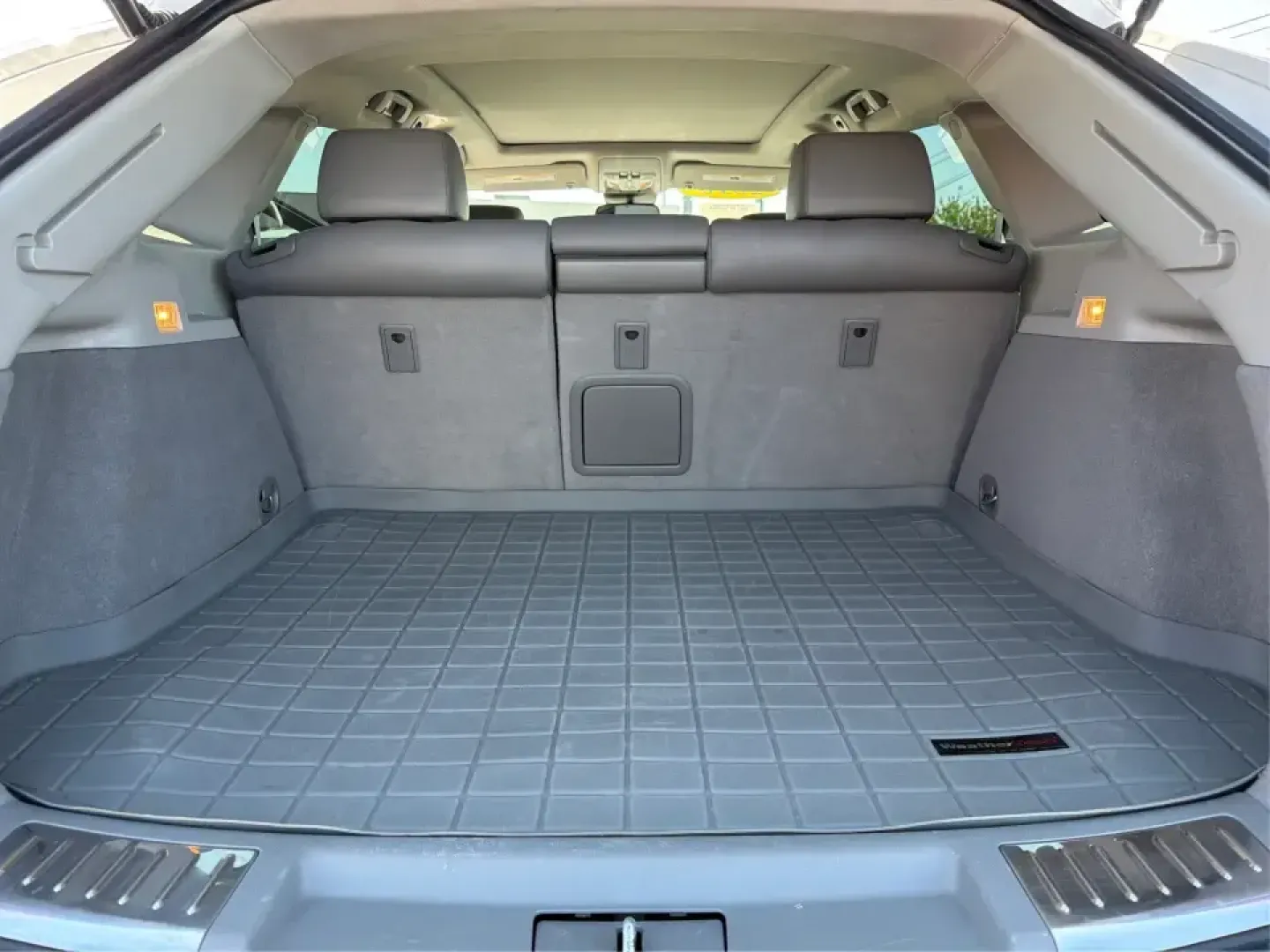 2010 Cadillac SRX Luxury Collection (3GYFNAEY6AS) with an Ecotec 3L V-6 gasoline direct injection engine, 6-Speed Automatic transmission, located at 401 Woodman Dr, Riverside, OH, 45431, (937) 908-9800, 39.760899, -84.123421 - Upgrade your daily commute, school drop-offs, and weekend getaways with a luxury SUV that feels at home everywhere from I675 to a night out near The Greene-this 2010 Cadillac SRX Luxury Collection is built for drivers who want comfort, confidence, and premium style without sacrificing practicality.- Photo#12