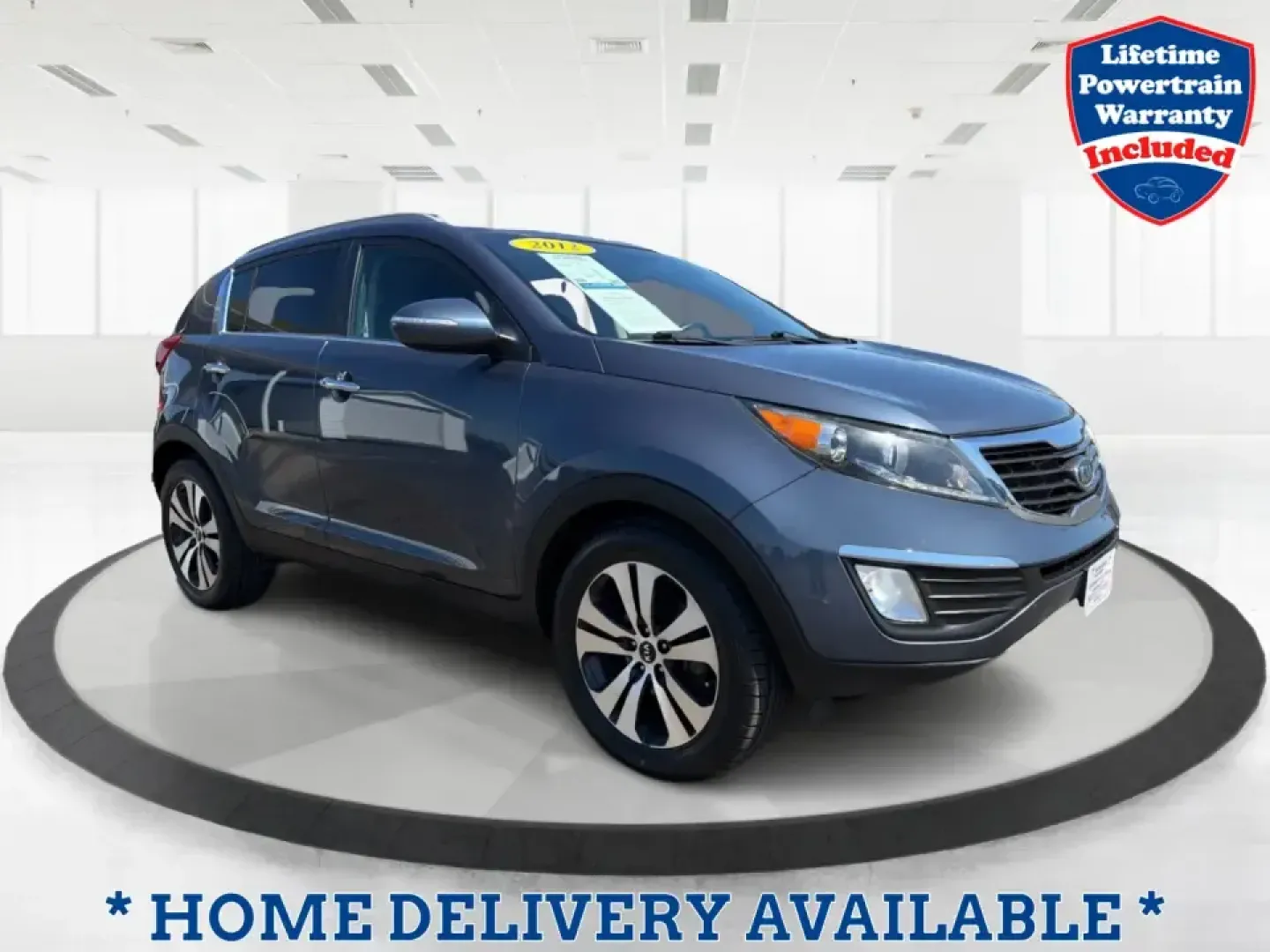 2012 Kia Sportage EX (KNDPC3A28C7) with an 2.4L I-4 DOHC engine, 6-Speed Automatic transmission, located at 880 E. National Road, Vandalia, OH, 45377, (937) 908-9800, 39.891918, -84.183594 - Picture your next week done right: an easy commute down I75, quick school drop-offs, a grocery run in the rain, and a spontaneous weekend trip to Taylorsville MetroPark-all in a compact SUV that feels comfortable, confident, and practical. This 2012 Kia Sportage EX in Twilight Blue is a smart fit fo - Photo#0