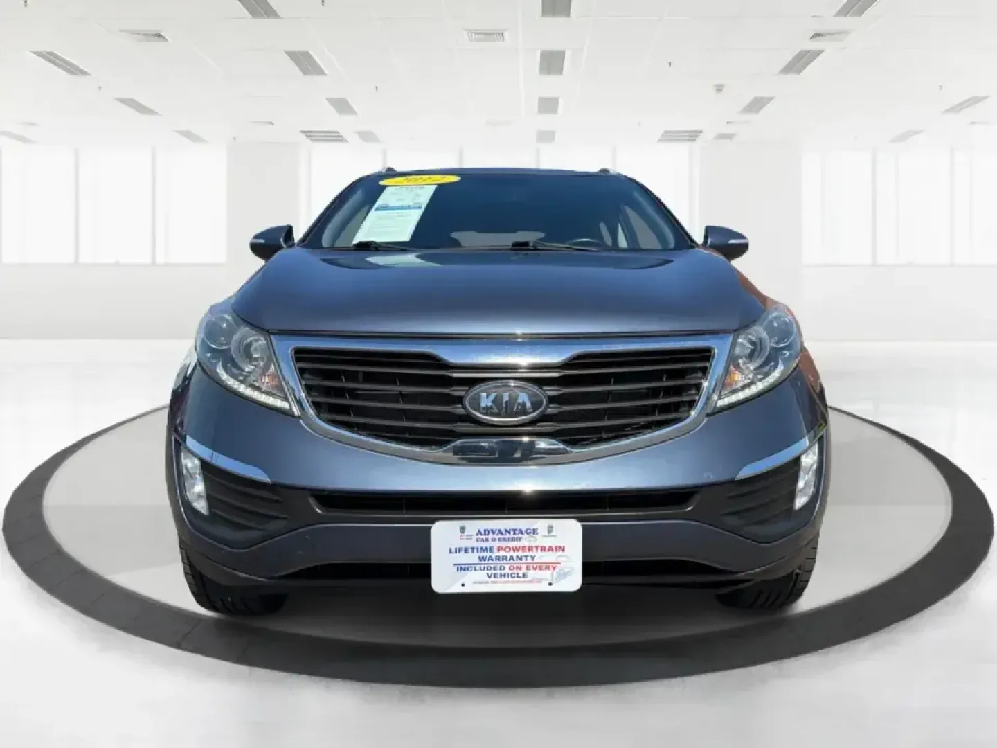 2012 Kia Sportage EX (KNDPC3A28C7) with an 2.4L I-4 DOHC engine, 6-Speed Automatic transmission, located at 880 E. National Road, Vandalia, OH, 45377, (937) 908-9800, 39.891918, -84.183594 - Picture your next week done right: an easy commute down I75, quick school drop-offs, a grocery run in the rain, and a spontaneous weekend trip to Taylorsville MetroPark-all in a compact SUV that feels comfortable, confident, and practical. This 2012 Kia Sportage EX in Twilight Blue is a smart fit fo - Photo#7