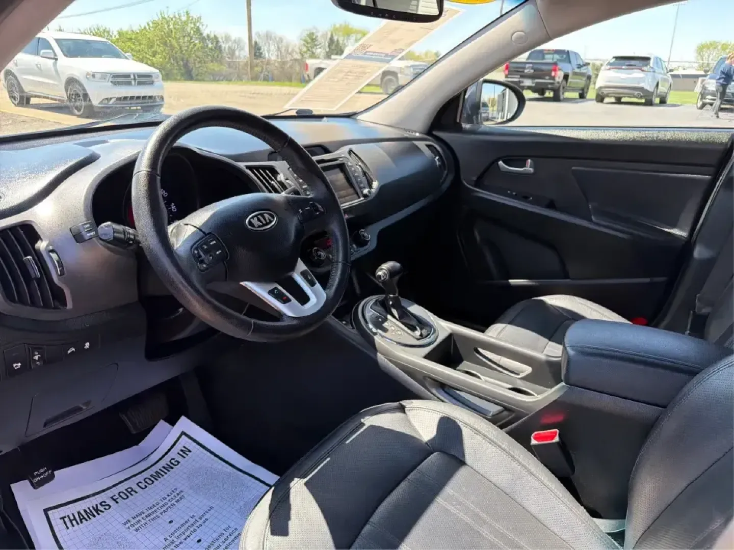 2012 Kia Sportage EX (KNDPC3A28C7) with an 2.4L I-4 DOHC engine, 6-Speed Automatic transmission, located at 880 E. National Road, Vandalia, OH, 45377, (937) 908-9800, 39.891918, -84.183594 - Picture your next week done right: an easy commute down I75, quick school drop-offs, a grocery run in the rain, and a spontaneous weekend trip to Taylorsville MetroPark-all in a compact SUV that feels comfortable, confident, and practical. This 2012 Kia Sportage EX in Twilight Blue is a smart fit fo - Photo#9