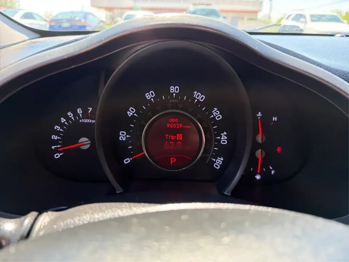 2012 Kia Sportage EX (KNDPC3A28C7) with an 2.4L I-4 DOHC engine, 6-Speed Automatic transmission, located at 880 E. National Road, Vandalia, OH, 45377, (937) 908-9800, 39.891918, -84.183594 - Picture your next week done right: an easy commute down I75, quick school drop-offs, a grocery run in the rain, and a spontaneous weekend trip to Taylorsville MetroPark-all in a compact SUV that feels comfortable, confident, and practical. This 2012 Kia Sportage EX in Twilight Blue is a smart fit fo - Photo#15