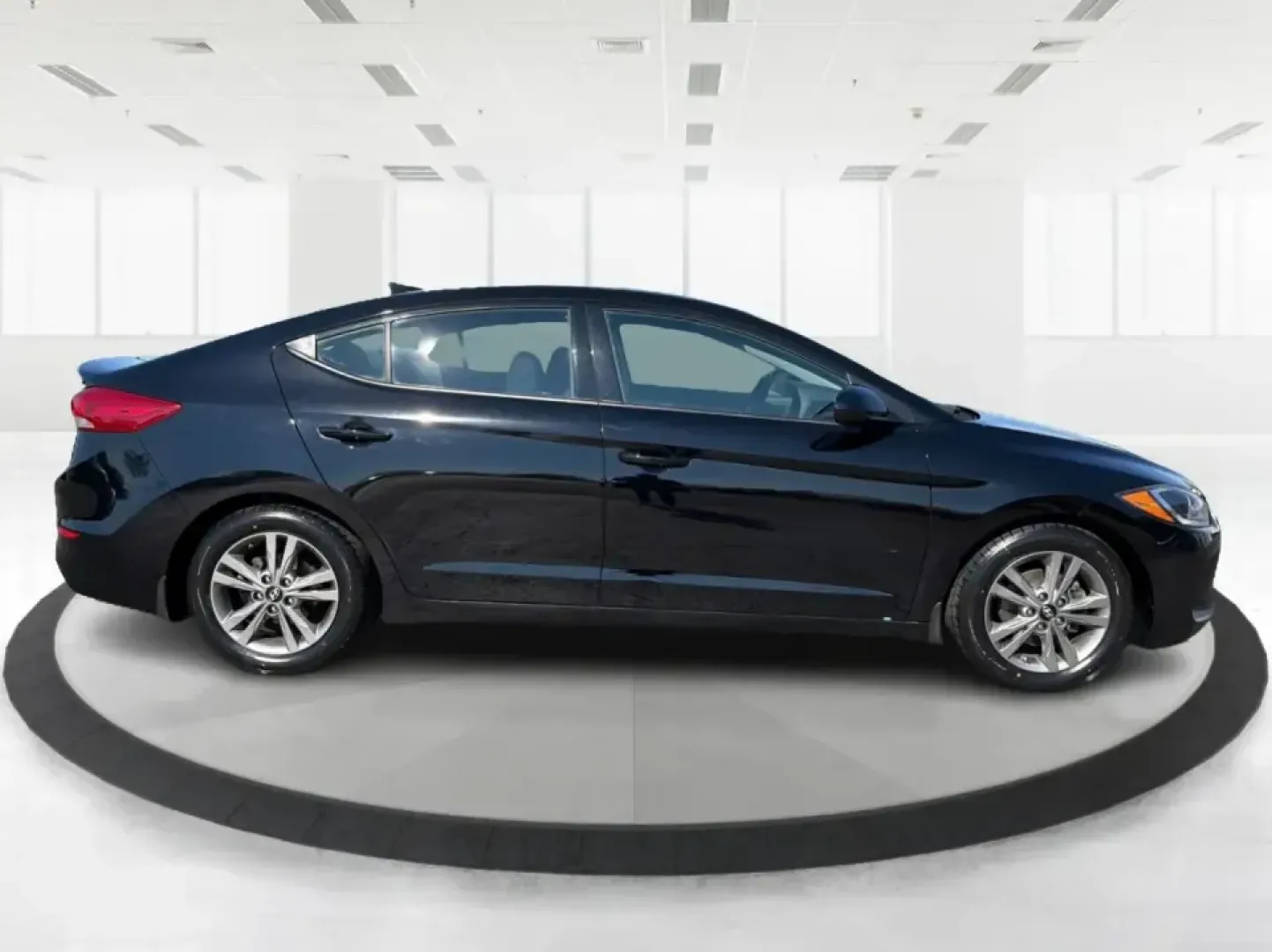 2018 Hyundai Elantra SEL (5NPD84LFXJH) with an Nu 2L I-4 DOHC engine, 6A transmission, located at 1230 East Main St, Xenia, OH, 45385, (937) 908-9800, 39.688026, -83.910172 - Take the stress out of your daily commute, weekend errands, and road trips around the Miami Valley with this sleek, fuel-friendly **2018 Hyundai Elantra SEL**-a smart sedan for drivers who want dependable transportation, modern comfort, and a payment plan that can fit real life. Whether you're headi - Photo#1