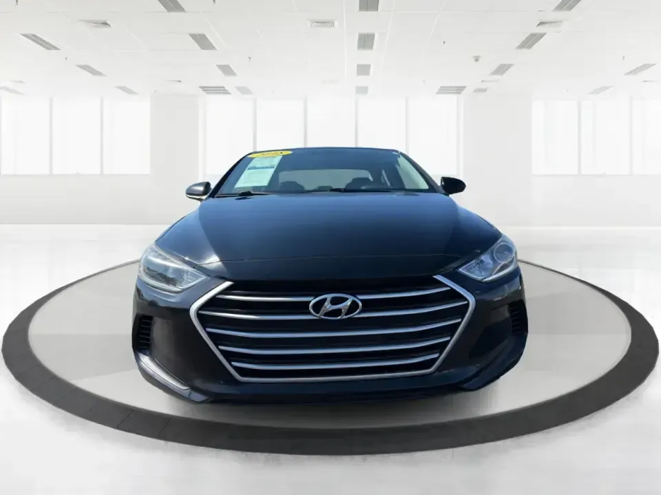 2018 Hyundai Elantra SEL (5NPD84LFXJH) with an Nu 2L I-4 DOHC engine, 6A transmission, located at 880 E. National Road, Vandalia, OH, 45377, (937) 908-9800, 39.891918, -84.183594 - Take the stress out of your daily commute, weekend errands, and road trips around the Miami Valley with this sleek, fuel-friendly **2018 Hyundai Elantra SEL**-a smart sedan for drivers who want dependable transportation, modern comfort, and a payment plan that can fit real life. Whether you're headi - Photo#7