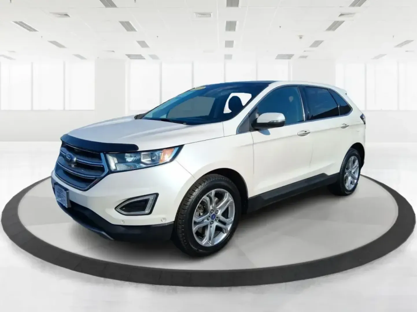 2017 Ford Edge Titanium (2FMPK4K85HB) with an 3.5L V6 DOHC 24V engine, 6A transmission, located at 1230 East Main St, Xenia, OH, 45385, (937) 908-9800, 39.688026, -83.910172 - Load up the family, point the hood toward a weekend escape, and enjoy the kind of comfort that makes long drives feel shorter-this 2017 Ford Edge Titanium is built for real life in and around Xenia. Whether you're commuting to Dayton, shuttling kids to activities, or planning a road trip to John Bry- Photo#8