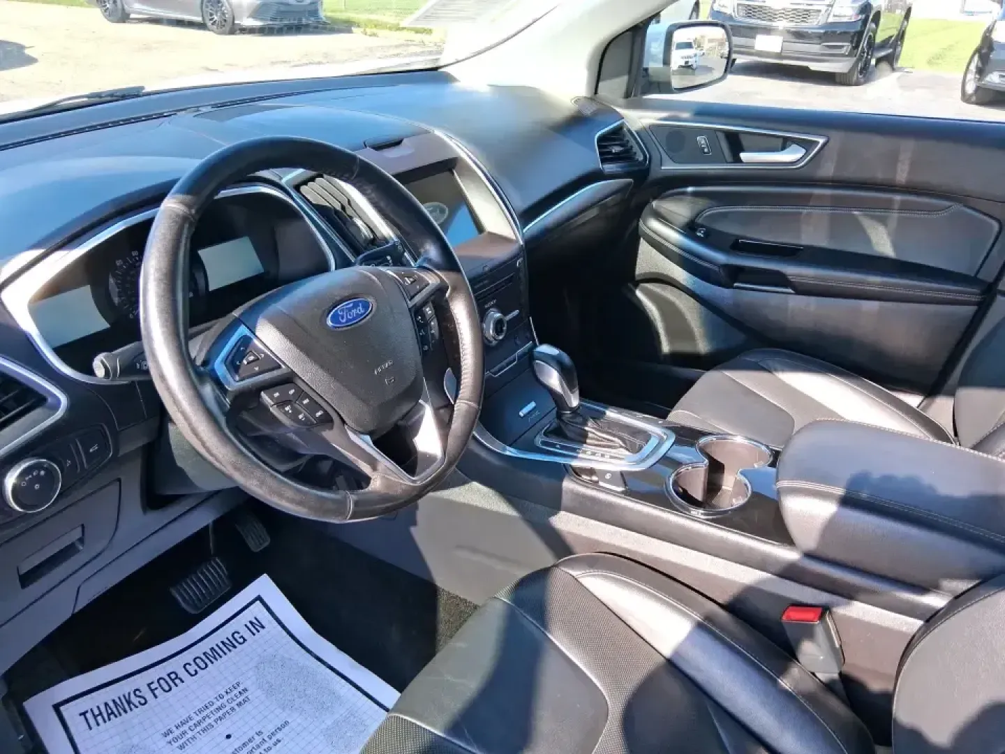 2017 Ford Edge Titanium (2FMPK4K85HB) with an 3.5L V6 DOHC 24V engine, 6A transmission, located at 1230 East Main St, Xenia, OH, 45385, (937) 908-9800, 39.688026, -83.910172 - Load up the family, point the hood toward a weekend escape, and enjoy the kind of comfort that makes long drives feel shorter-this 2017 Ford Edge Titanium is built for real life in and around Xenia. Whether you're commuting to Dayton, shuttling kids to activities, or planning a road trip to John Bry- Photo#9