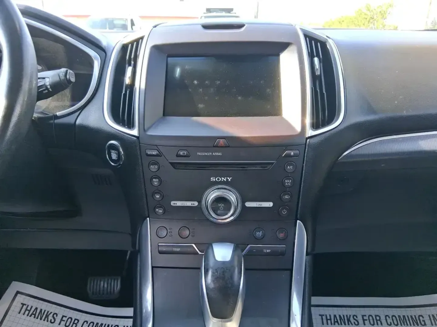 2017 Ford Edge Titanium (2FMPK4K85HB) with an 3.5L V6 DOHC 24V engine, 6A transmission, located at 1230 East Main St, Xenia, OH, 45385, (937) 908-9800, 39.688026, -83.910172 - Load up the family, point the hood toward a weekend escape, and enjoy the kind of comfort that makes long drives feel shorter-this 2017 Ford Edge Titanium is built for real life in and around Xenia. Whether you're commuting to Dayton, shuttling kids to activities, or planning a road trip to John Bry- Photo#13