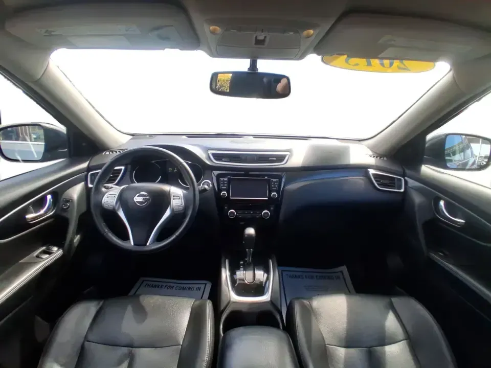 2015 Nissan Rogue SL (5N1AT2MVXFC) with an 2.5L I-4 DOHC engine, Continuously Variable Transmission transmission, located at 1230 East Main St, Xenia, OH, 45385, (937) 908-9800, 39.688026, -83.910172 - Picture your next Ohio weekend: loading up the kids and the cooler, merging onto US35 for a quick run to Wright-Patterson Air Force Base, or taking a scenic drive through John Bryan State Park-without stressing over winter weather, space, or comfort. This 2015 Nissan Rogue SL in Gun Metallic is the - Photo#20