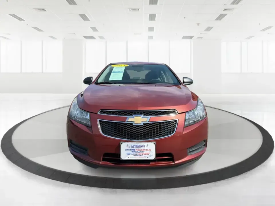 2013 Chevrolet Cruze LS Auto (1G1PA5SG2D7) with an 1.8L L4 DOHC 16V engine, 6-Speed Automatic transmission, located at 1099 N County Rd 25A , Troy, OH, 45373, (937) 908-9800, 40.057079, -84.212883 - Need a dependable commuter that sips fuel, fits five, and still feels comfortable for weekend errands and quick road trips? This **2013 Chevrolet Cruze LS Auto** is a smart pick for busy schedules in and around **Troy, Ohio**, whether you're heading down **I-75**, cruising **SR-55**, or making the d- Photo#7