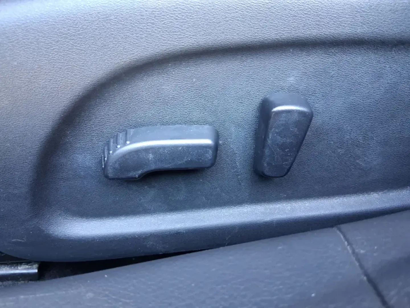 2015 Nissan Altima 2.5 S (1N4AL3AP2FC) with an 2.5L I-4 DOHC engine, Continuously Variable Transmission transmission, located at 401 Woodman Dr, Riverside, OH, 45431, (937) 908-9800, 39.760899, -84.123421 - Need a dependable commuter that can handle the daily run down I-675, quick hops to The Greene, and weekend plans at Carriage Hill MetroPark without draining your budget? This **2015 Nissan Altima 2.5 S** is the kind of practical, comfortable sedan that fits real life in **Riverside, Ohio**-easy to p - Photo#17