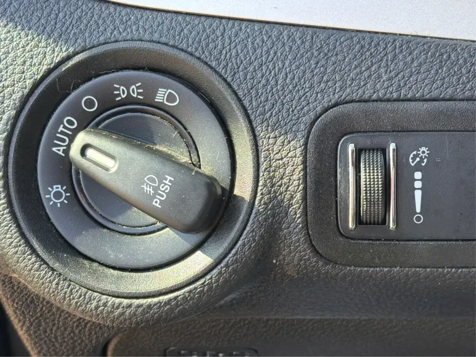 2016 Dodge Journey SXT (3C4PDCBG4GT) with an 3.6L V6 DOHC 24V engine, 4-Speed Automatic transmission, located at 8750 N County Rd 25A, Piqua, OH, 45356, (937) 908-9800, 40.164391, -84.232513 - Pack up the kids, load the snacks, and point the GPS toward your next weekend getaway-this 2016 Dodge Journey SXT is the kind of SUV that fits real life in West Central Ohio. Whether you're juggling school drop-offs, commuting up I75, or planning a day trip to Charleston Falls Preserve, the Journey - Photo#17