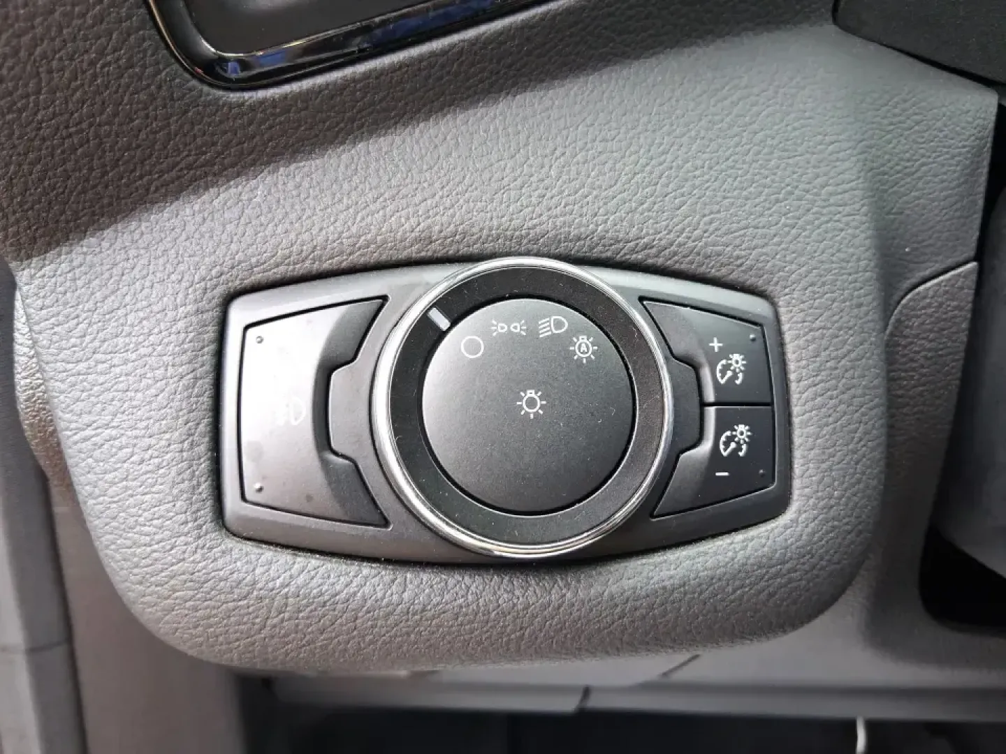 2014 Ford Escape Titanium (1FMCU9J99EU) with an 2.0L L4 DOHC 16V engine, 6-Speed Automatic transmission, located at 1099 N County Rd 25A , Troy, OH, 45373, (937) 908-9800, 40.057079, -84.212883 - Need one SUV that can handle an Ohio winter commute, school drop-offs, and a spontaneous weekend road trip to Hocking Hills without feeling like a compromise? This 2014 Ford Escape Titanium 4WD in sleek Tuxedo Black is built for real life in Troy-comfortable for long drives, confident in bad weather - Photo#17