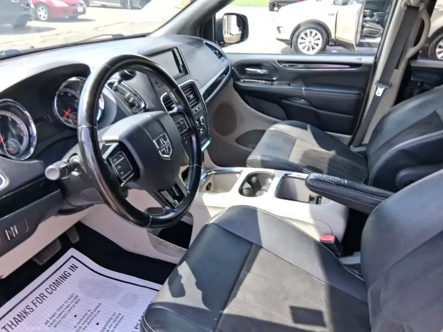 2019 Dodge Grand Caravan SXT (2C4RDGCG0KR) with an Pentastar 3.6L V-6 DOHC engine, 6A transmission, located at 8750 N County Rd 25A, Piqua, OH, 45356, (937) 908-9800, 40.164391, -84.232513 - Load up the kids, the groceries, the sports gear, and still have room for a weekend road trip-this 2019 Dodge Grand Caravan SXT is built for real life in Vandalia. If your days include school drop-offs, long commutes down I-75, or quick runs along E. National Road, this spacious passenger van delive - Photo#9
