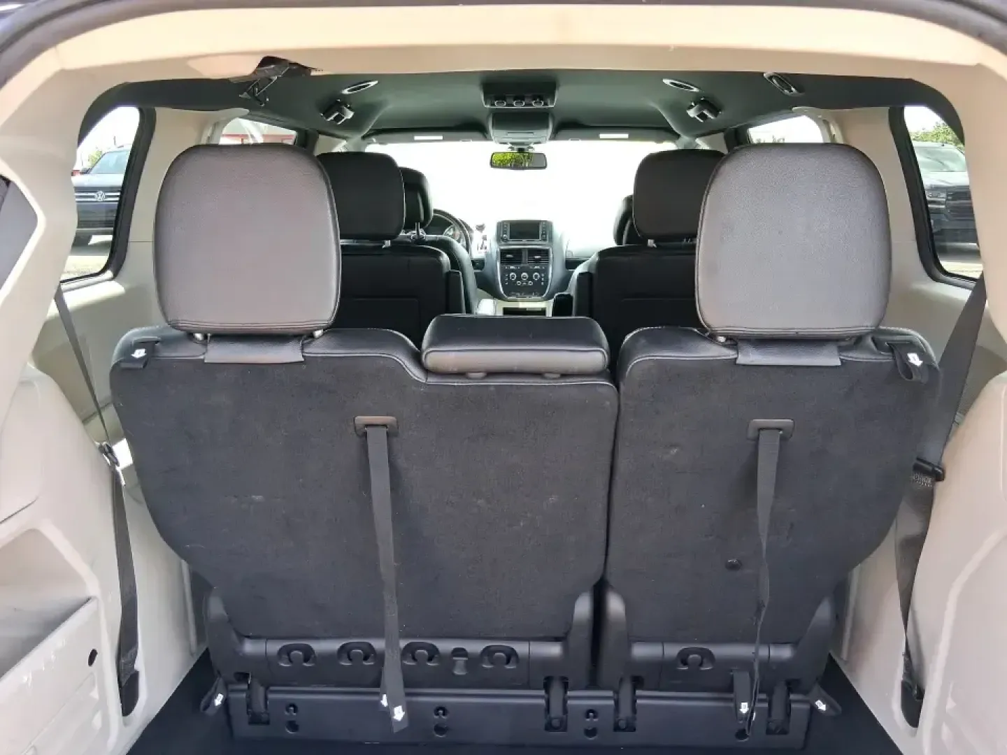 2019 Dodge Grand Caravan SXT (2C4RDGCG0KR) with an Pentastar 3.6L V-6 DOHC engine, 6A transmission, located at 8750 N County Rd 25A, Piqua, OH, 45356, (937) 908-9800, 40.164391, -84.232513 - Load up the kids, the groceries, the sports gear, and still have room for a weekend road trip-this 2019 Dodge Grand Caravan SXT is built for real life in Vandalia. If your days include school drop-offs, long commutes down I-75, or quick runs along E. National Road, this spacious passenger van delive - Photo#12